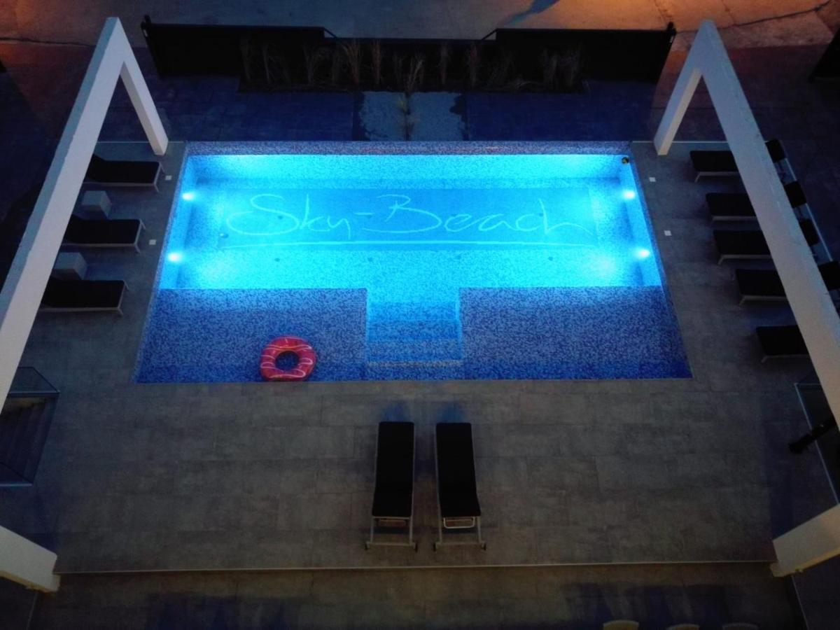 Sky Beach Aparthotel Marina Exterior photo