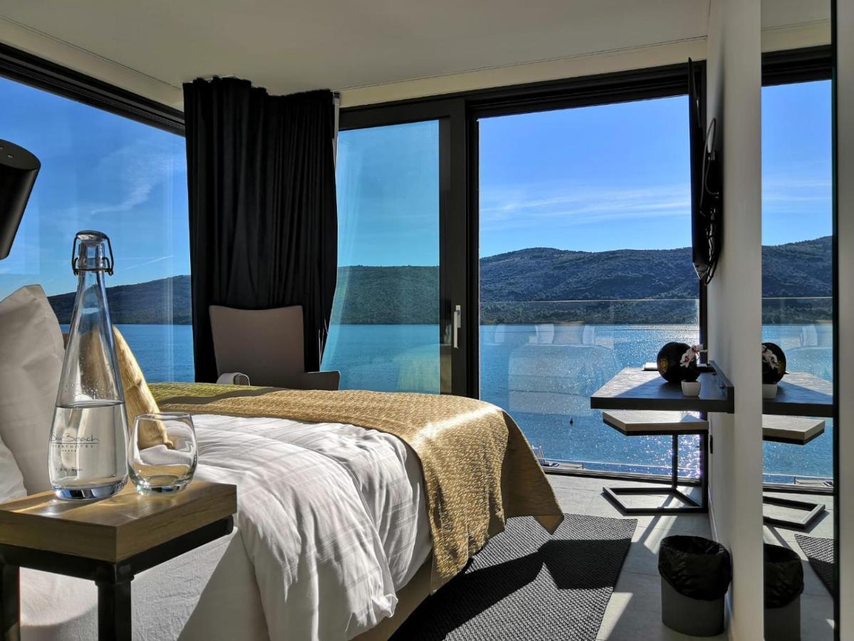 Sky Beach Aparthotel Marina Exterior photo