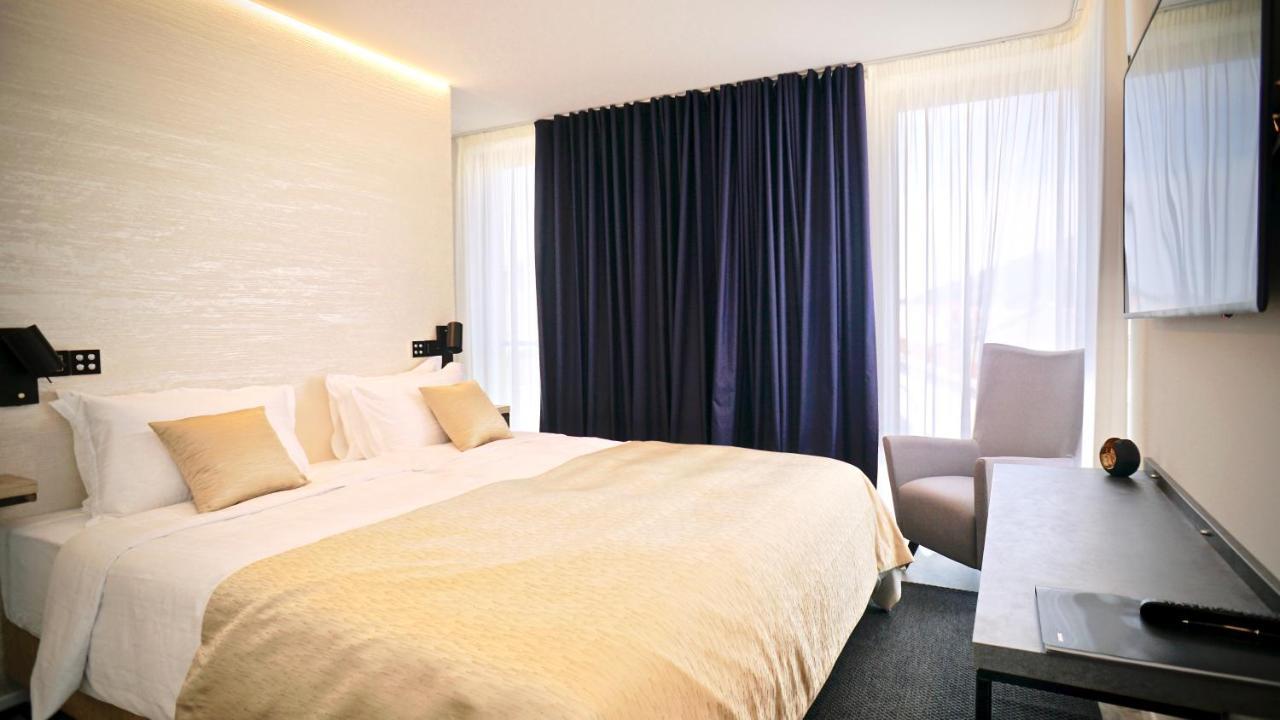 Sky Beach Aparthotel Marina Exterior photo
