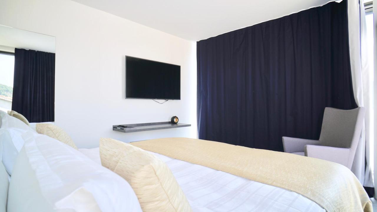 Sky Beach Aparthotel Marina Exterior photo